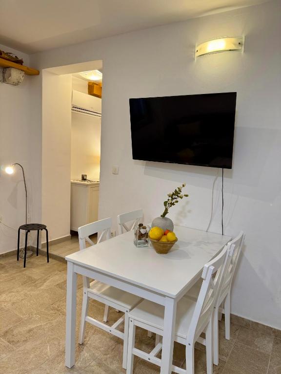 One-Bedroom Apartment 3